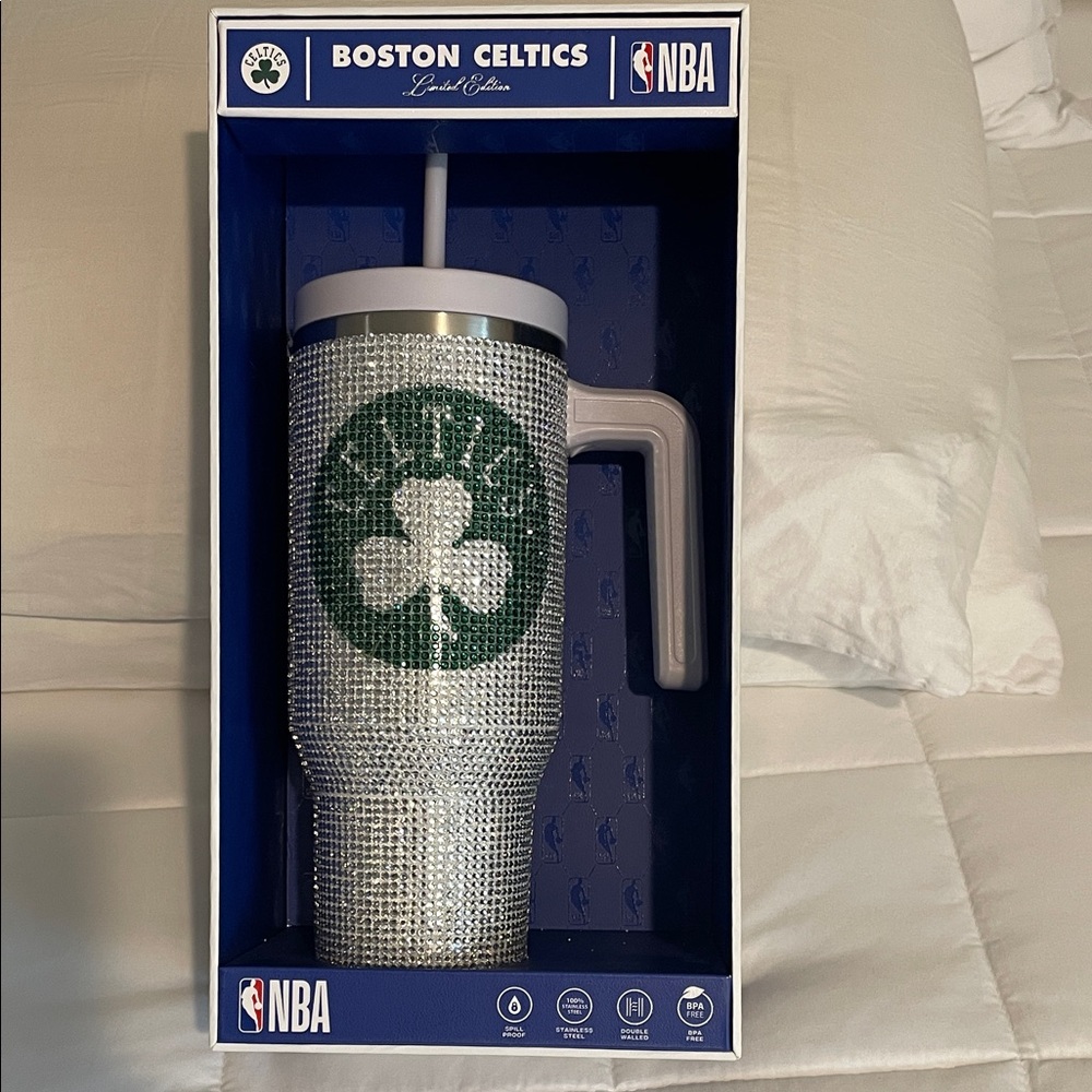 NWT NBA BOSTON CELTICS Limited Edition  Rhinestone Tumbler 40oz